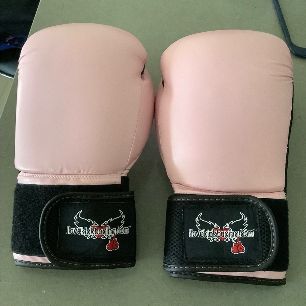 Pink Boxing Gloves 12oz NEW